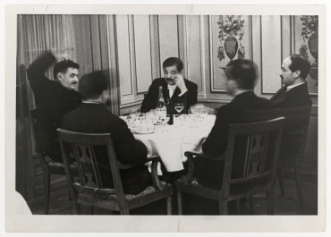 Die französische Delegation beim Lunch im Genfer Hotel des Bergues