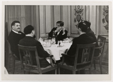 Die französische Delegation beim Lunch im Genfer Hotel des Bergues