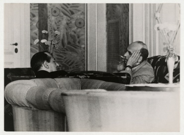 Seán Lester im Gespräch mit dem polnischen Außenminister Josef Beck im Carlton Hotel in Genf