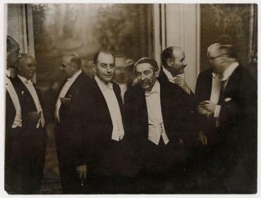 Französische Staatsmänner erstmals nach dem Weltkrieg in Berlin, Julius Curtius und Aristide Briand in der französischen Botschaft