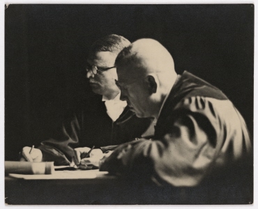Dr. Steinbeck und sein Assistent, Anklagevertreter im Krantz-Prozess in Berlin-Moabit, gegen den Primaner Krantz