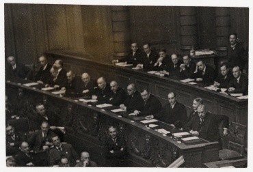 Das deutsche Kabinett im Reichstag in Berlin, Ministerbank während einer Reichstagssitzung im Plenarsaal