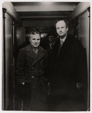 Wilhelm Furtwängler und Charlie Chaplin auf dem Schiff von London nach Hoek van Holland