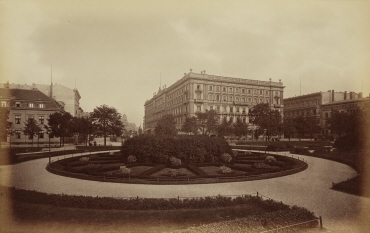 Wilhelmsplatz mit Kaiserhof